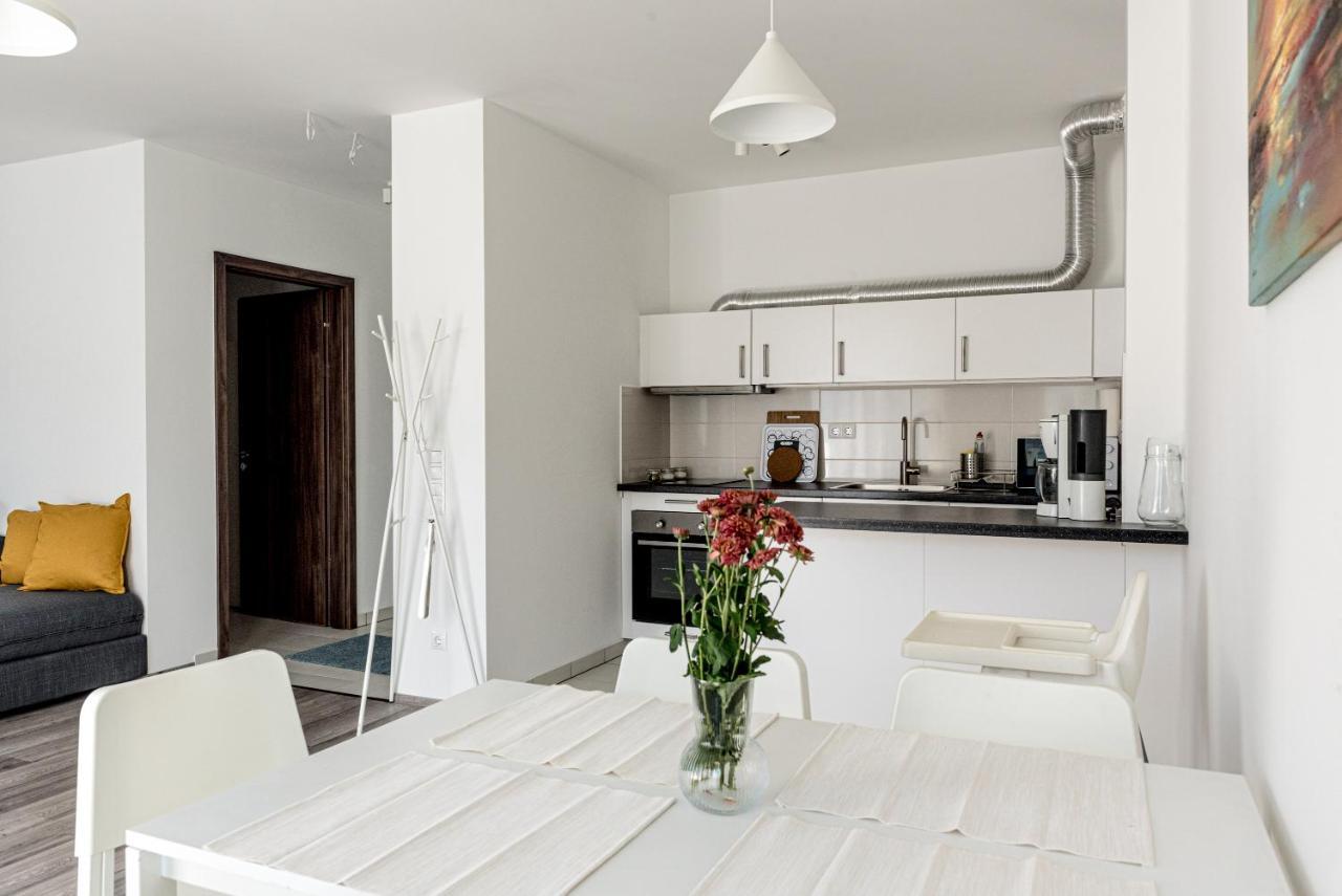 Amphora Luxury Apartment With Free Private Parking And Cozy Balcony Будапешт Екстер'єр фото